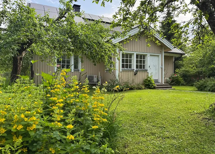 Old Appletree Villa Helsinki